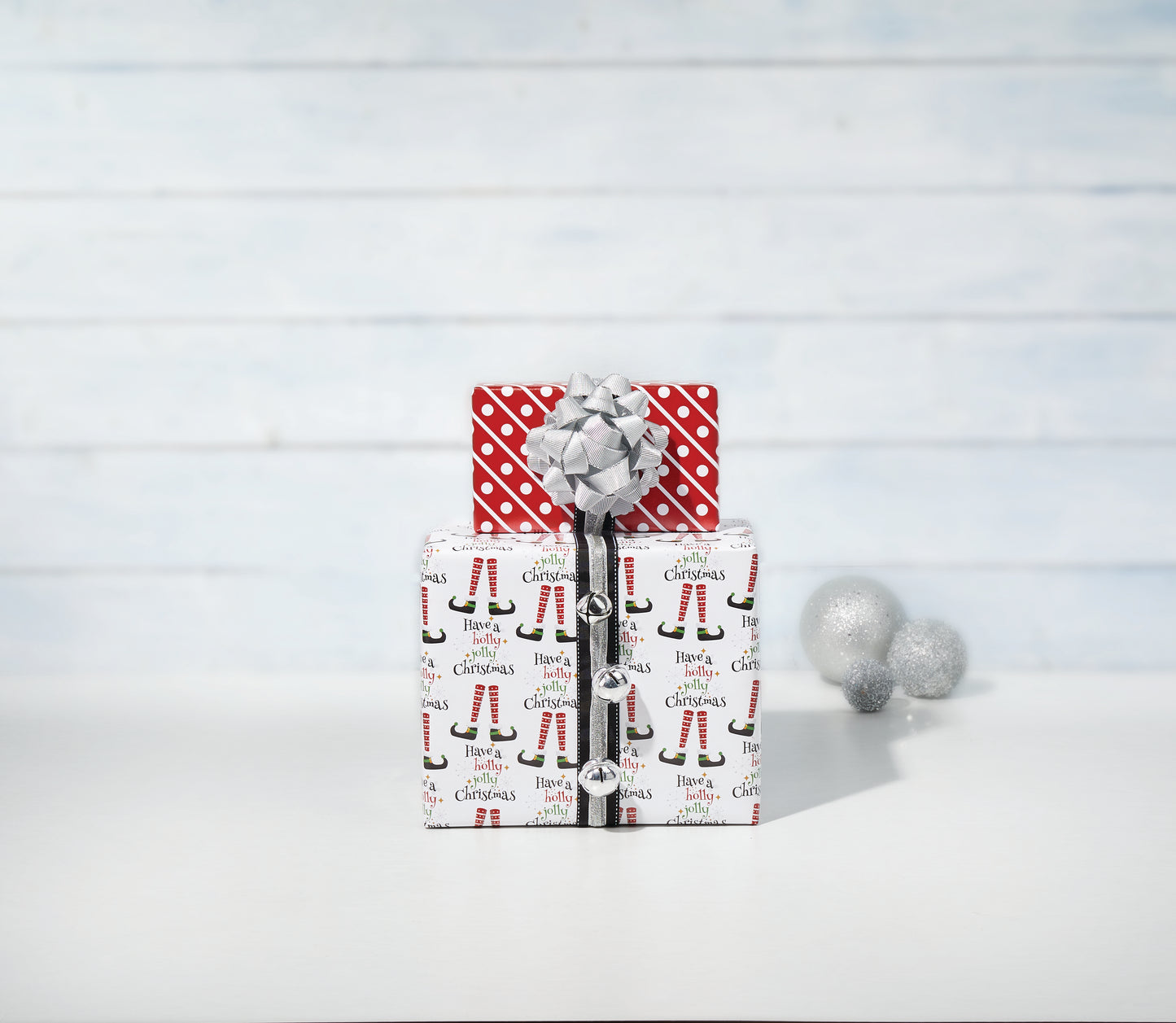 Traditional Christmas Triple Roll Set